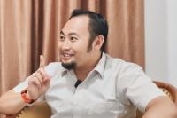 Ketua Tim Pemenangan Daerah (TPD) AMIN Sumbar, Rahmat Saleh bersama Capres Anies Baswedan beberapa waktu lalu. (Dok : Istimewa)