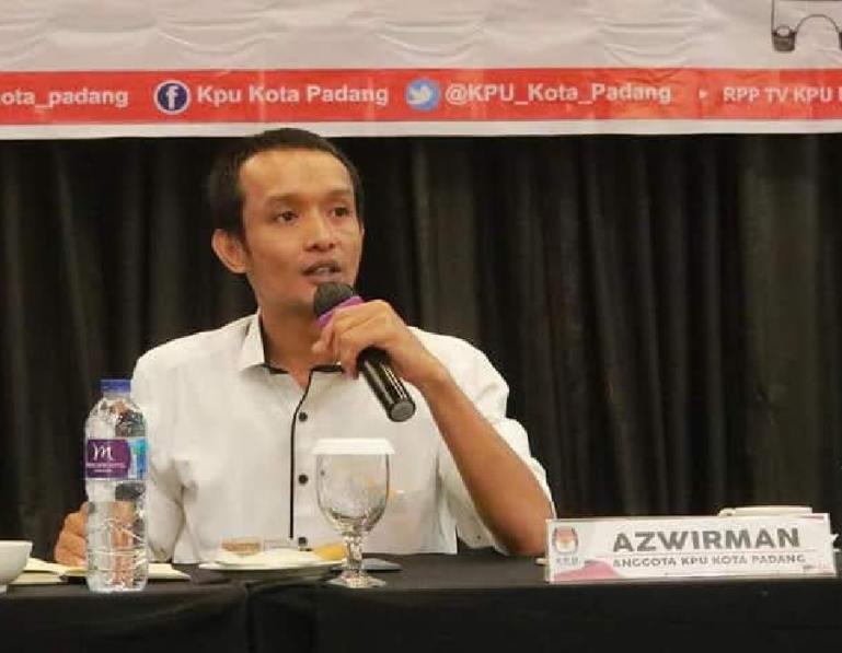 Anggota KPU Kota Padang, Azwirman. (Dok : Istimewa)