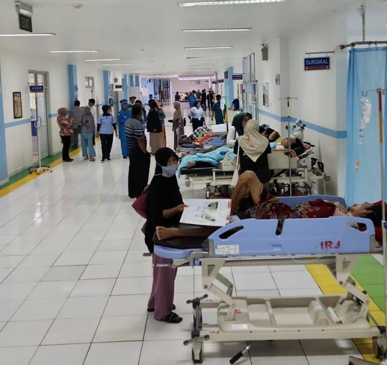 Korban ledakan dan pasien rawat inap SPH saat dirujuk ke IGD RSUP M Djamil. (Dok : Istimewa)