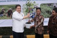 Lestarikan Mata Air di Gunung Arjuna: Cargill dan Masyarakat Lokal Tanam 5.000 Pohon