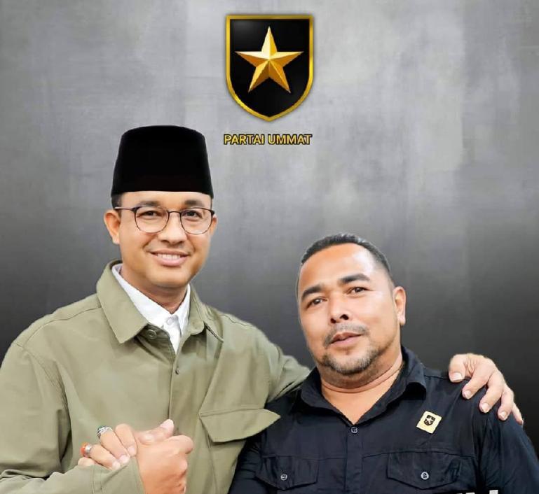 Caleg Partai Ummat Dapil Sumbar II, Adrian Tuswandi bersama Capres Anies Baswedan. (Dok : Istimewa)