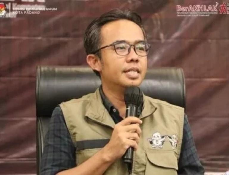 Ketua KPU Kota Padang, Riki Eka Putra. (Dok : Istimewa)