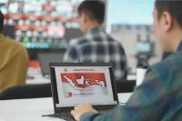 Sejalan dengan arahan Kemkominfo RI untuk dapat terus menjaga quality of service selama perhelatan Pemilu 2024, Telkomsel telah melakukan optimalisasi jaringan di 680 titik keramaian guna menjaga kenyamanan akses komunikasi dan pengalaman digital pelangga