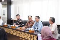 Guna Mengetahui Tupoksi Pimpinan dan Anggota Dewan: Puluhan Mahasiswa Unes Padang ke DPRD Sumbar