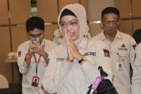 Bunda GenRe Kota Padang, Genny Hendri Septa saat buka pelaksanaan karantina peserta Pemilihan Duta GenRe (Pildugen) Kota Padang Tahun 2024. (Dok : Istimewa)