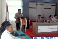 Bawaslu RI Santuni Tujuh Petugas Adhoc Panwascam di Sumbar