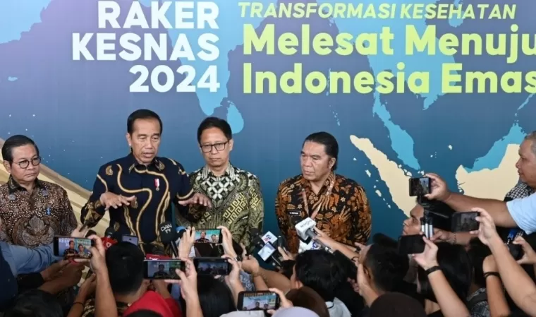 Presiden Joko Widodo menyampaikan keterangan di hadapan awak media usai menghadiri Rapat Kerja Kesehatan Nasional (Rakerkesnas) Tahun 2024. BPMI Setpres