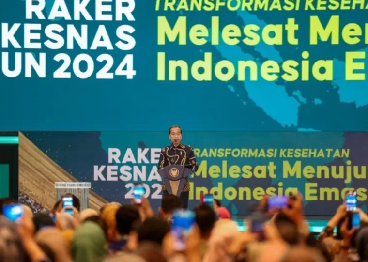 Presiden Joko Widodo memberikan sambutan pada pembukaan Rapat Kerja Kesehatan Nasional Tahun 2024, Rabu (24/4/2024). Humas Kemenkes RI