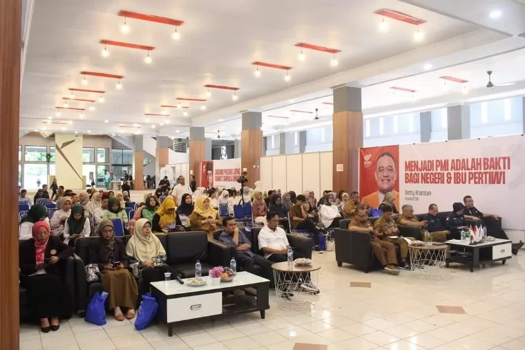 Peserta mengikuti Sosialisasi Peluang Kerja Luar Negeri Program G to G Jerman dan Jepang di Gedung Youth Center Padang, Selasa (30/4/2024). Facebook/Diskominfo Kota Padang