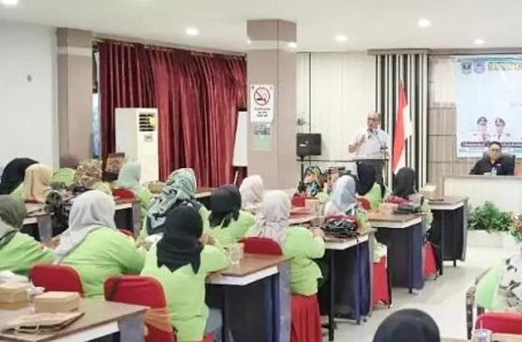 Ketua DPRD Sumbar berikan sambutan saat buka pelatihan puluhan anggota WRSE Kota Payakumbuh, Minggu (21/4/2024). (Dok : Humas DPRD Sumbar)