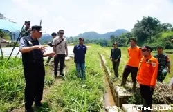 Gerak Cepat Bupati Bersama Gubernur Tinjau Lokasi Bencana