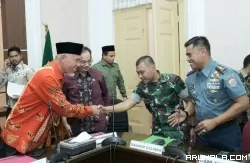 Mahyeldi Minta Ciptakan Suasana Lebaran Berkesan Di Sumbar