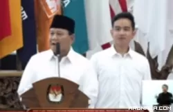 Prabowo: Mas Anies.. Mas Muhaimin Saya Tahu Senyuman Anda Berat