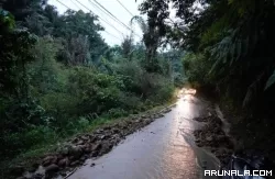 Sempat Putus Akibat Longsor, Jalan Kelok Aie Bisa Dilewati Kembali