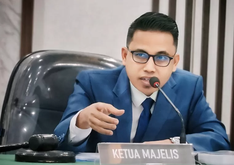 Komisioner KI Sumbar, Idham Fadli. (dok : istimewa)