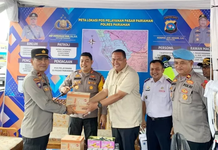 Sekko Pariaman, Yota Balad saat tinjau salah satu Posko Lebaran di kota itu, Sabtu siang (13/4/2024). (Dok : Istimewa)