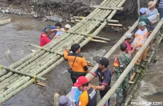 BAZNAS Bangun Jembatan Darurat di Nagari Sungai Jambu