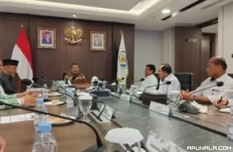 Gubernur Mahyeldi Temui Menteri KKP Laporkan Dampak Bencana Sektor Perikanan