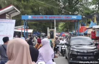 Lebaran, Pantai Gandoriah Tempat Favortf bagi Wisatawan