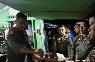 Razia Gabungan, Puluhan Botol Minuman Beralkohol tak Berizin Disita
