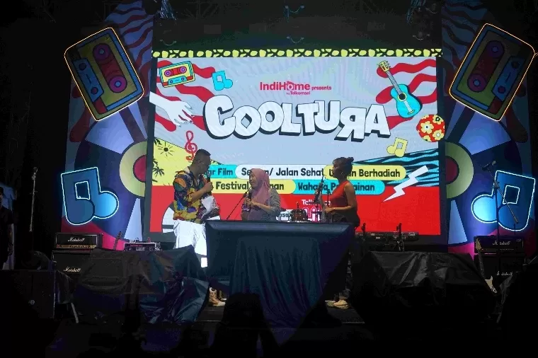 Festival Cooltura dimeriahkan oleh berbagai aktivitas seperti jalan sehat bersama, nonton bareng, beragam sajian jajanan pasar, main bareng online games (Mabar), wahana permainan, hingga penampilan dari musisi ternama Tanah Air. IST