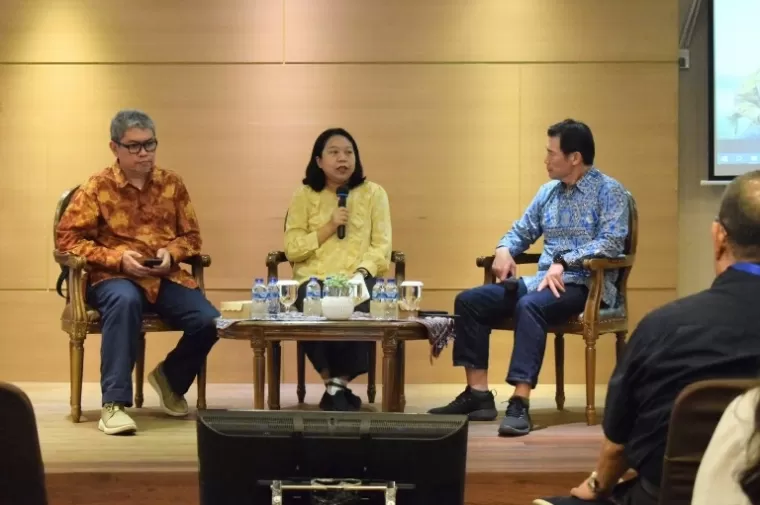 Suasana diskusi KPPU dengan Apindo terkait kerja sama menghindari persaingan usaha tidak sehat, di kantor Apindo Jakarta, Kamis siang (13/6/2024). (dok : istimewa)