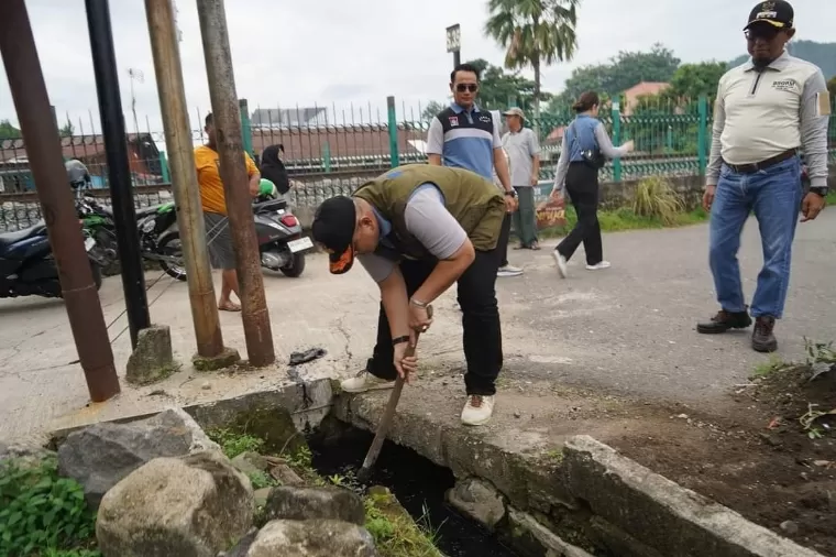 Pj Wako Padang Andree Algamar saat Padang Bagoro. Diskominfo Kota Padang