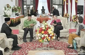 Mahyeldi Harapkan  Australia Buka Penerbangan ke Mentawai