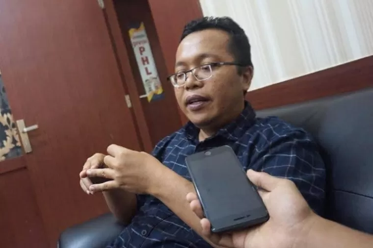 Ketua Bawaslu Sumbar Alni. (dok : istimewa)