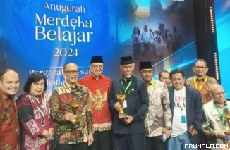 Dinas Pendidikan Raih Anugerah Kategori PIP