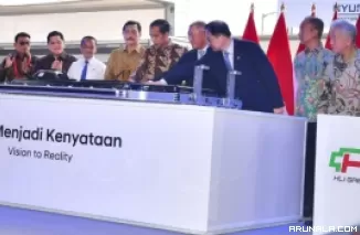 Presiden Resmikan Pabrik Sel Baterai EV Pertama dan Terbesar di Asia Tenggara