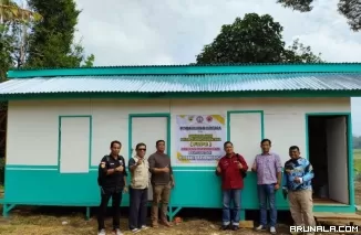 Prihatin Korban Banjir Lahar Dingin, PT BRM Bangun Lima Unit Huntara