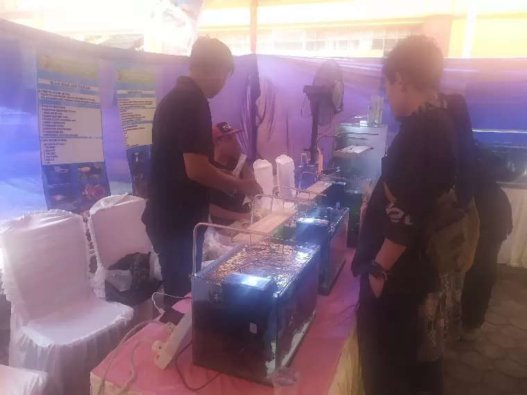 Stan pameran aquapsace pada Rakor Forikan se-Sumbar di pelataran halaman Gedung Rohana Kudus, Kamis (29/8/2024). IST