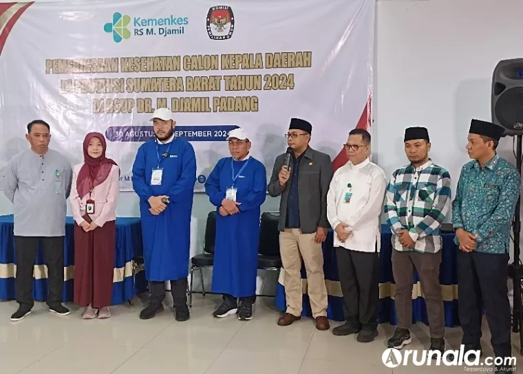 Bakal pasangan calon Wako-Wawako Padang Fadly-Maigus bersama KPU Kota Padang saat akan jalani pemeriksaan kesehatan di RSUP M Djamil Padang, Jumat pagi (30/8/2024). (dok : arunala.com)