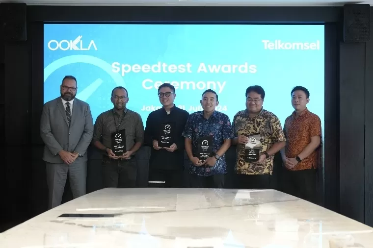 Telkomsel kembali menorehkan prestasi bergengsi di tingkat global dengan meraih Ookla Speedtest Awards 2024 selama enam kali berturut-turut. IST