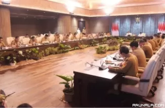 Bertemu Para Gubernur, Presiden: Selaraskan Program Daerah dengan Kebijakan Pusat