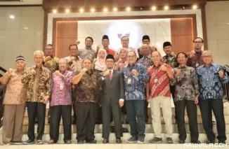 Ketua DPRD Sumbar Ucapkan Terima Kasih Atas Dukungan Kinerja Tim Ahli