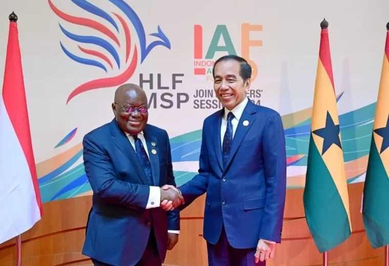 Presiden Joko Widodo (Jokowi) melakukan pertemuan bilateral dengan Presiden Ghana Nana Addo Dankwa Akufo-Addo di Ruang Casablanca, Hotel Mulia Nusa Dua Bali, pada Senin (2/9/2024). Biro Pers Setpres