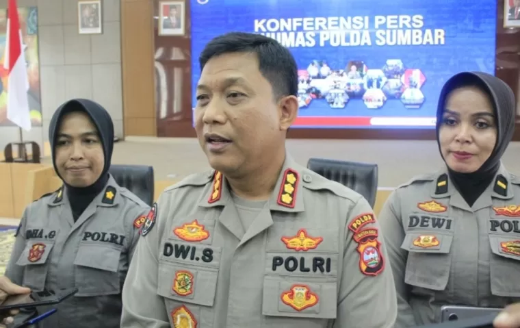 Kabid Humas Polda Sumbar, Kombes Pol Dwi Sulistyawan. (dok : istimewa)