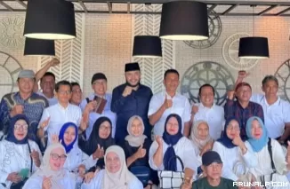 Alumni SMA PGRI 1 Padang '85' Galang Dukungan untuk Fadly Amran