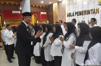 44 Orang Pejabat Fungsional Pemko Pariaman Dilantik