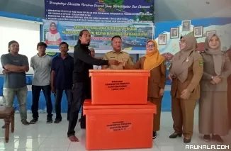 DKP Sumbar Bantu Puluhan Fish Box untuk Nelayan Pariaman dan Padangpariaman