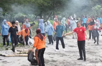 Gerakan 1491 di Pemko Pariaman, Kawasan Wisata Pantai Dibersihkan
