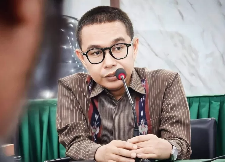 Ketua Komisi Informasi (KI) Sumbar, Musfi Yendra. IST