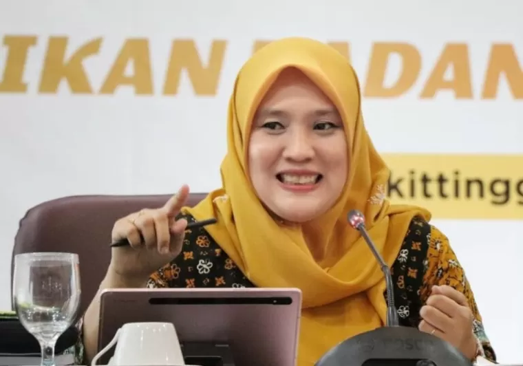 Komisioner KI Sumbar, Tanti Endang Lestari. IST