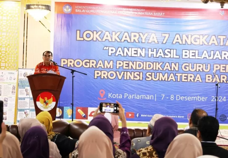 Kepala Dinas Pendidikan Kota Pariaman, Kanderi beri sambutan saat membuka loka karya calon guru penggerak di kota itu, Minggu (8/12/2024). IST