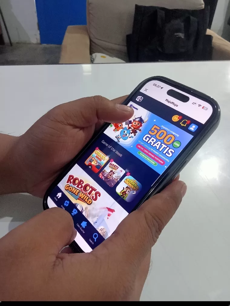 Fitur games melengkapi aplikasi MyTelkomsel. IST