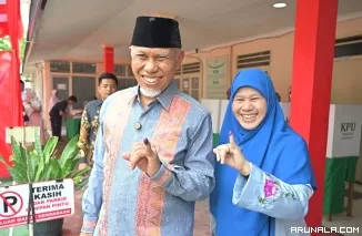Gubernur dan Wagub Salurkan Hak Pilih di Pilkada 2024