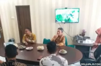 Tujuh Badan Publik di Pessel Dievaluasi KI Sumbar