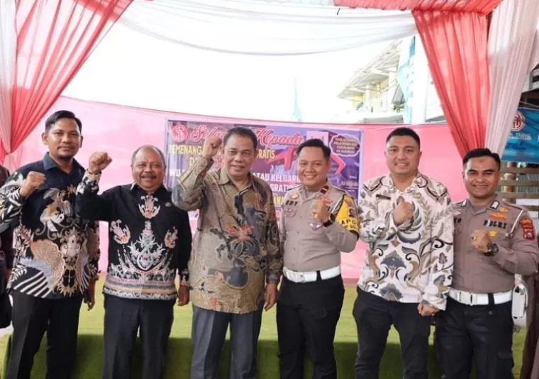 Owner PO al Hijran, Andri Abdurrahman saat berbagi kiat suksesnya di Kota Pariaman, Jumat (10/1/2025). IST